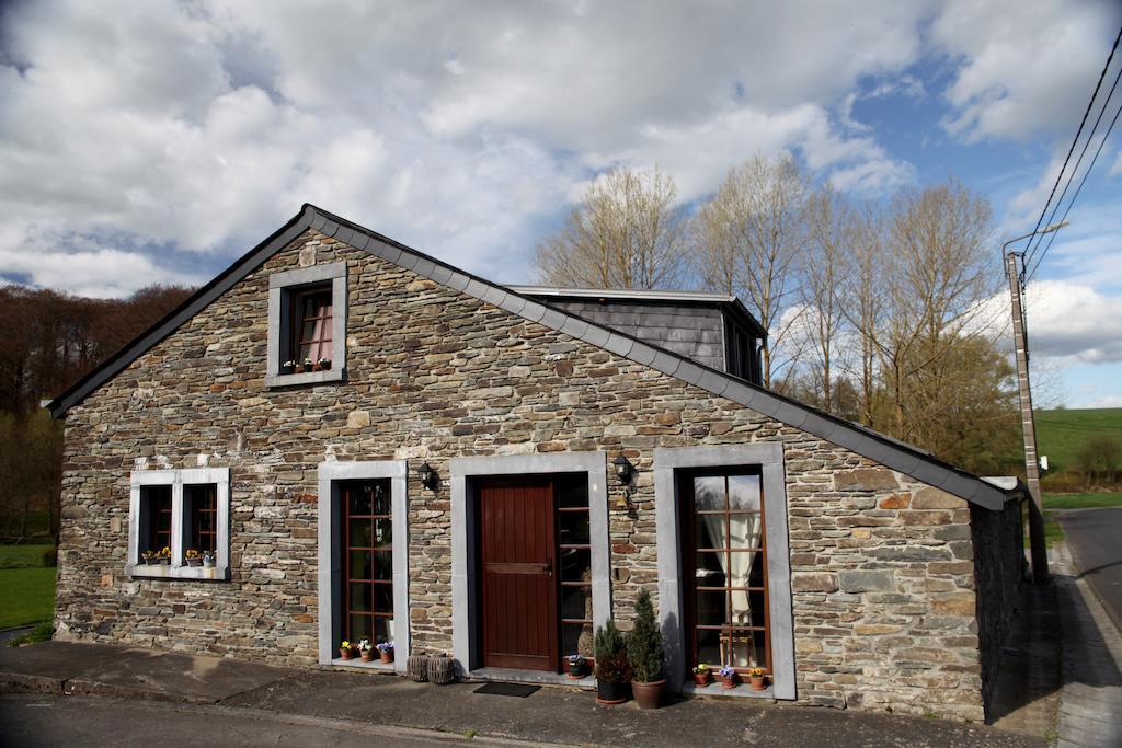 Une Parenthese En Ardenne Nollevaux 客房 照片